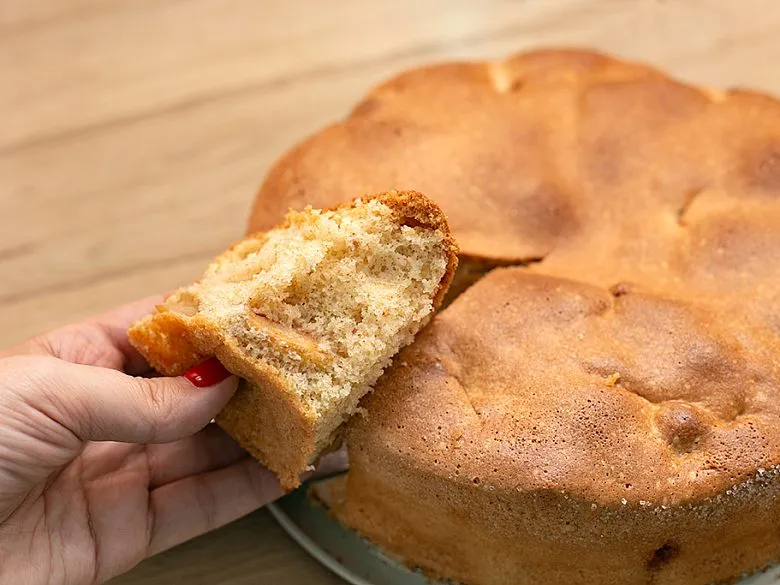 Шарлотка с яблоками. Этап 10